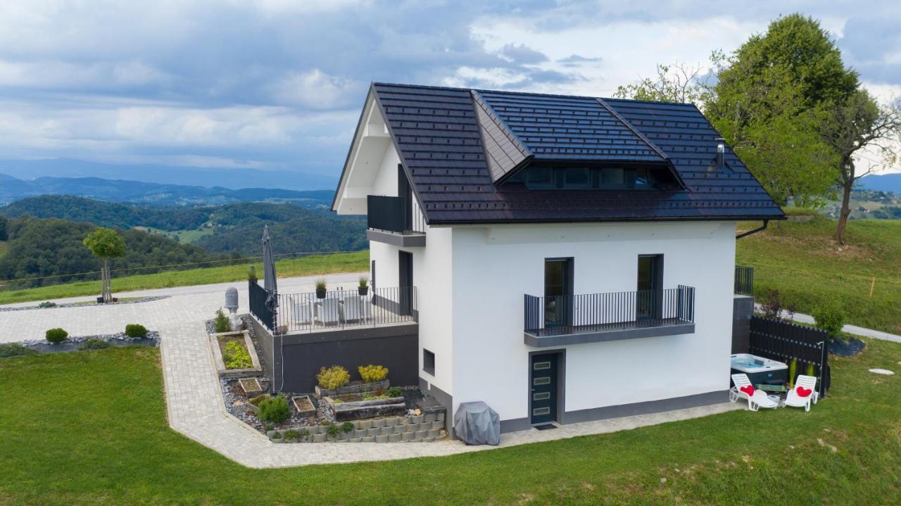 Tanja S Holiday Home In Nature With Sauna And Hot Tub Gorica pri Slivnici 外观 照片