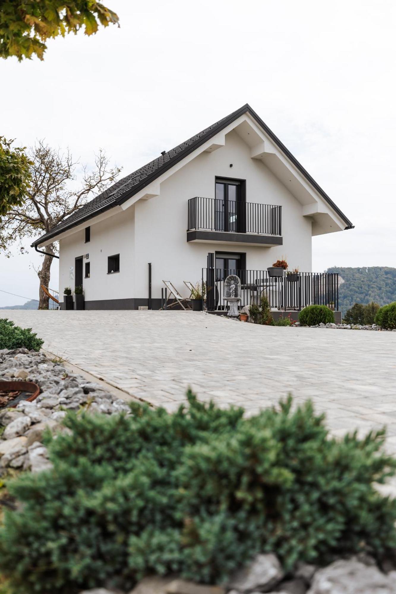 Tanja S Holiday Home In Nature With Sauna And Hot Tub Gorica pri Slivnici 外观 照片